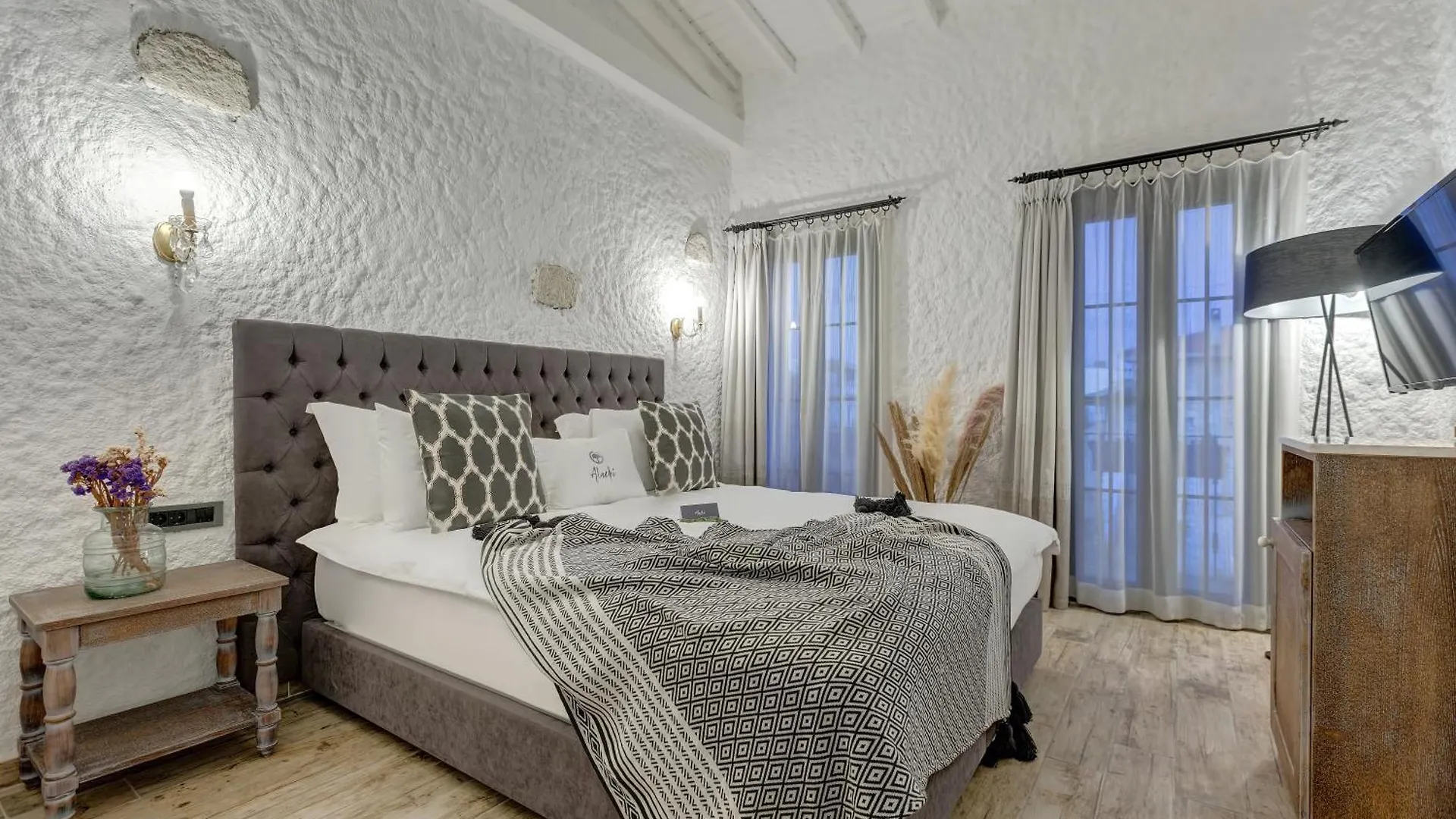 Alachi Hotel Alaçatı